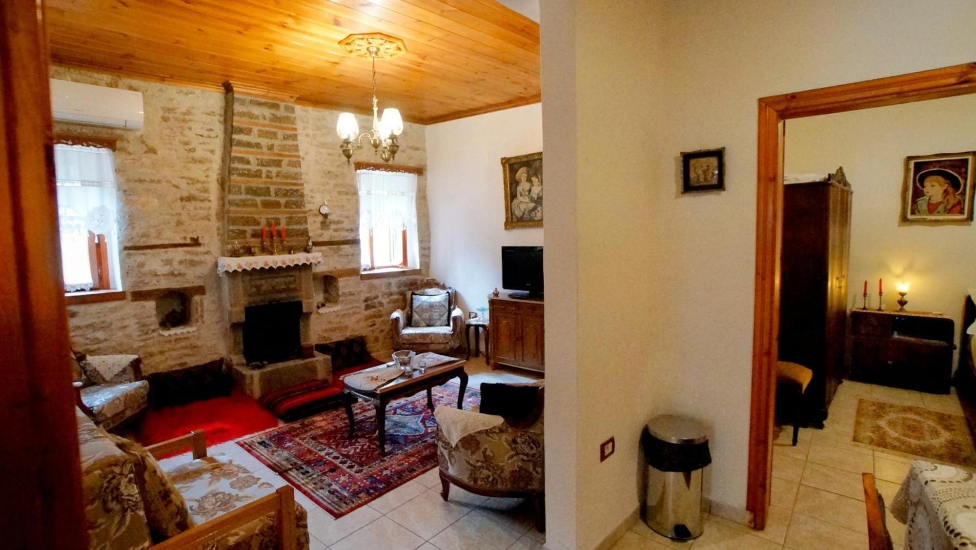The Of Diplomacy Apartamento