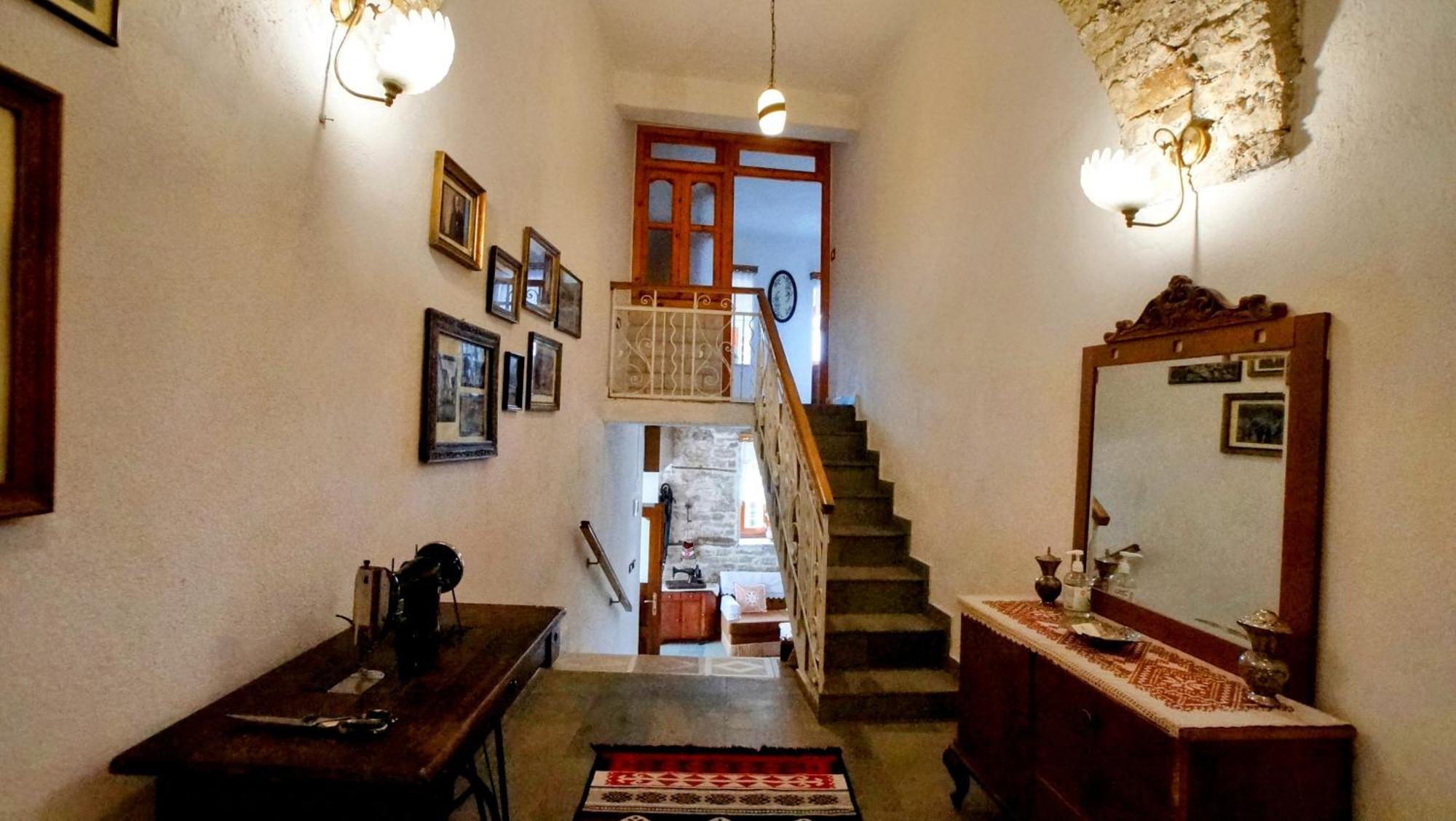 The Of Diplomacy Apartamento