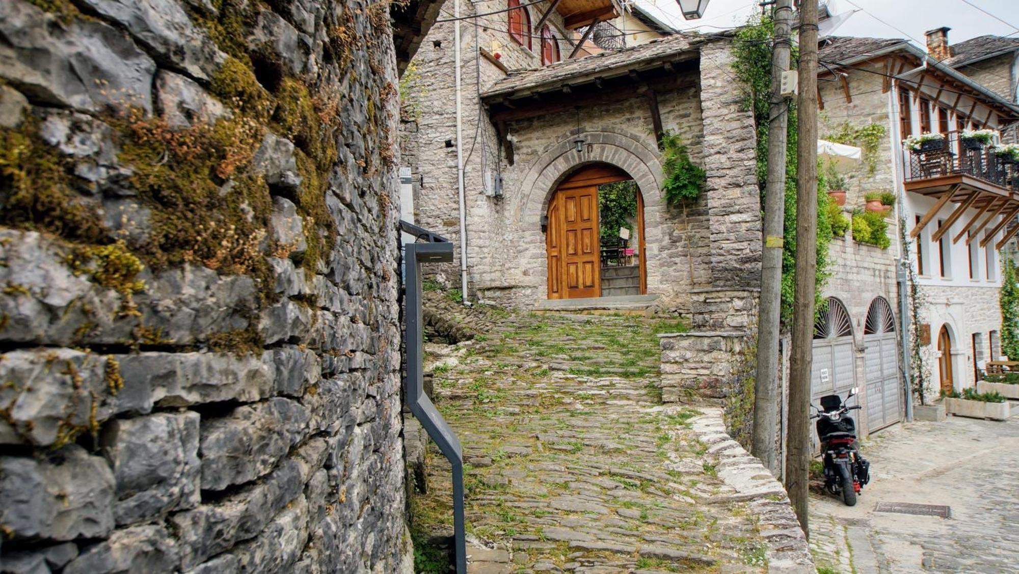 The Of Diplomacy Apartamento Gjirokastër