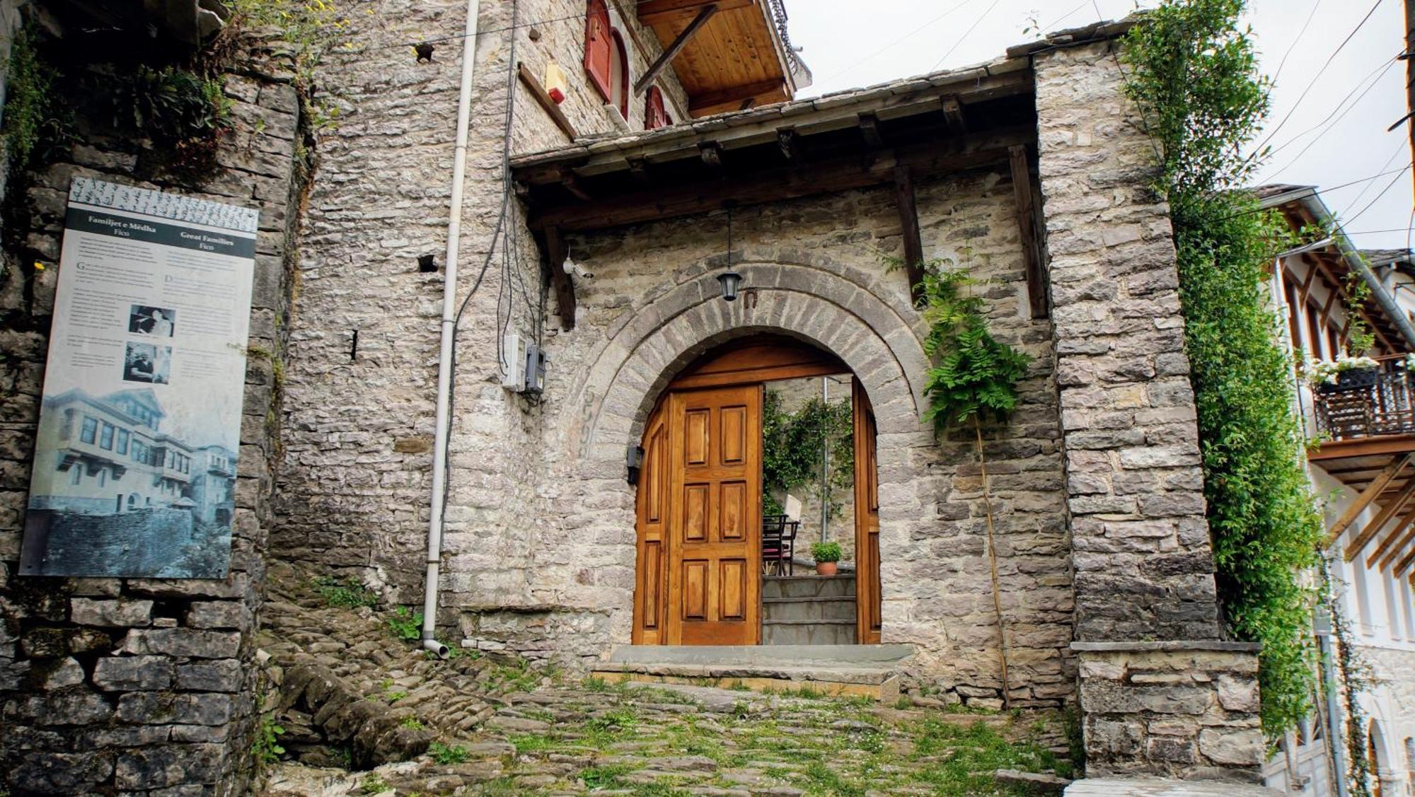 The Of Diplomacy Apartamento Gjirokastër